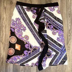 Versace (Gianni Versace)Medusa print  skirt size 42 Authentic/no offers